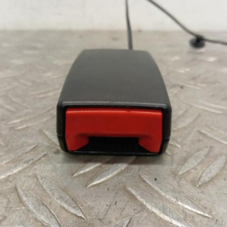 Attache ceinture avant gauche RENAULT TWINGO 3 Photo n°1