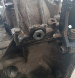 Boite de vitesses PEUGEOT 208 1 Photo n°8