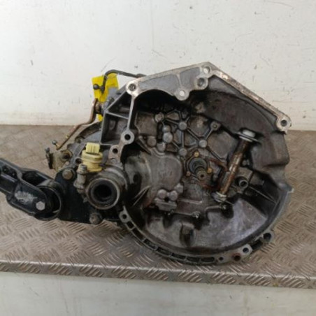 Boite de vitesses PEUGEOT 106 Photo n°1