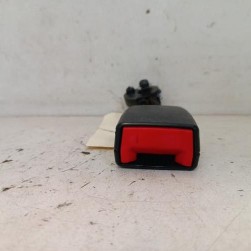 Attache ceinture arriere droit VOLKSWAGEN TIGUAN 1