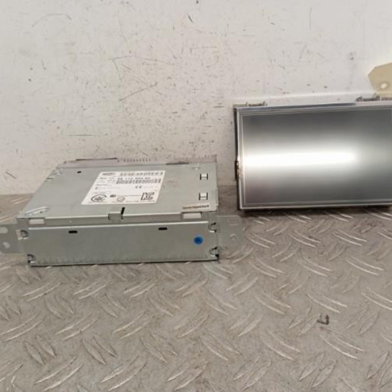 Ecran GPS PEUGEOT 2008 1 Ecran GPS PEUGEOT 2008 1