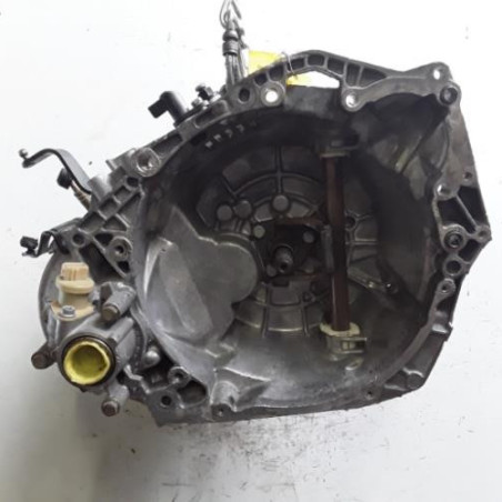 Boite de vitesses PEUGEOT 406 Photo n°1