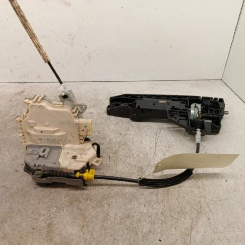 Serrure arriere droit AUDI Q5 1 Serrure arriere droit AUDI Q5 1