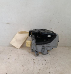 Serrure avant gauche VOLKSWAGEN PASSAT 5 Photo n°3
