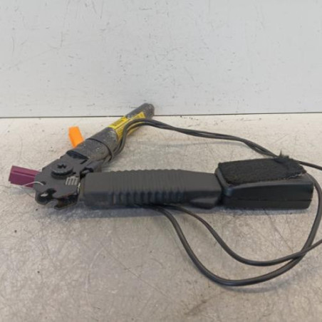 Attache ceinture avant droit FORD KUGA 1 Photo n°1