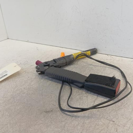 Attache ceinture avant droit FORD KUGA 1