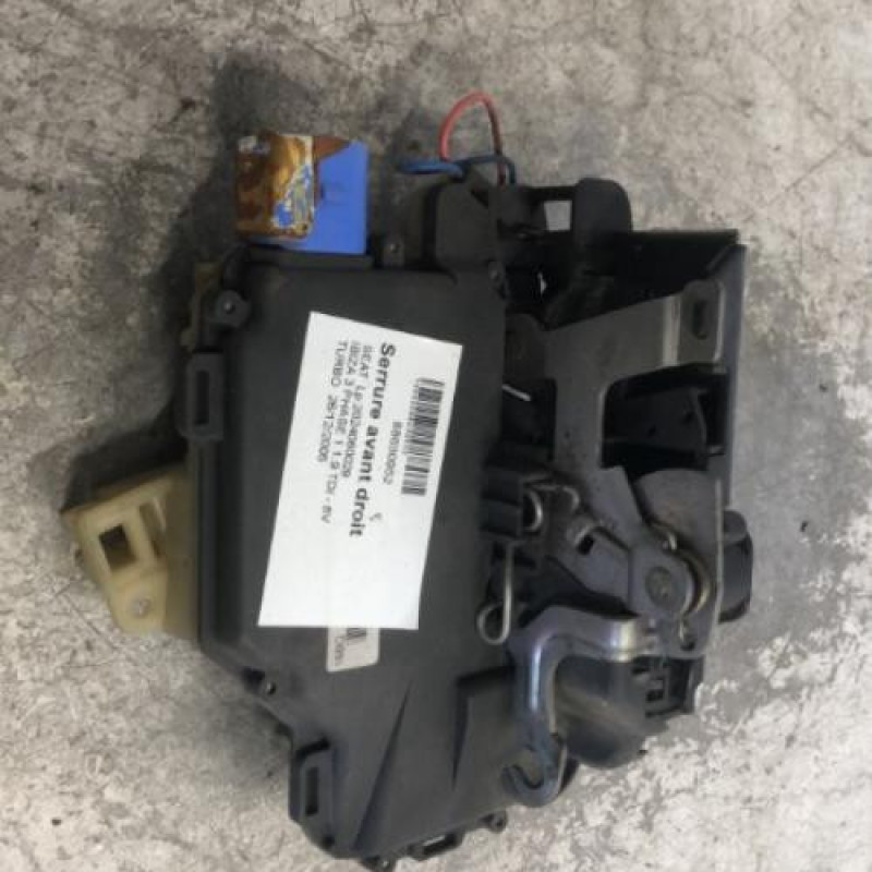 Serrure avant droit SEAT IBIZA 3 Serrure avant droit SEAT IBIZA 3