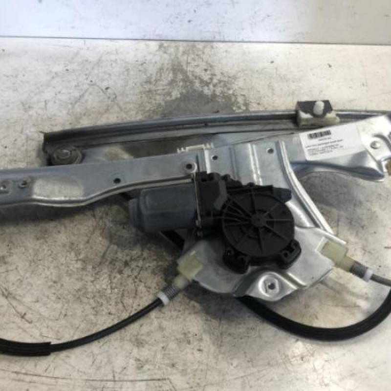 Leve vitre electrique avant droit RENAULT CLIO 3