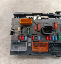 Boitier servitude moteur (BSM) PEUGEOT 1007 Photo n°1