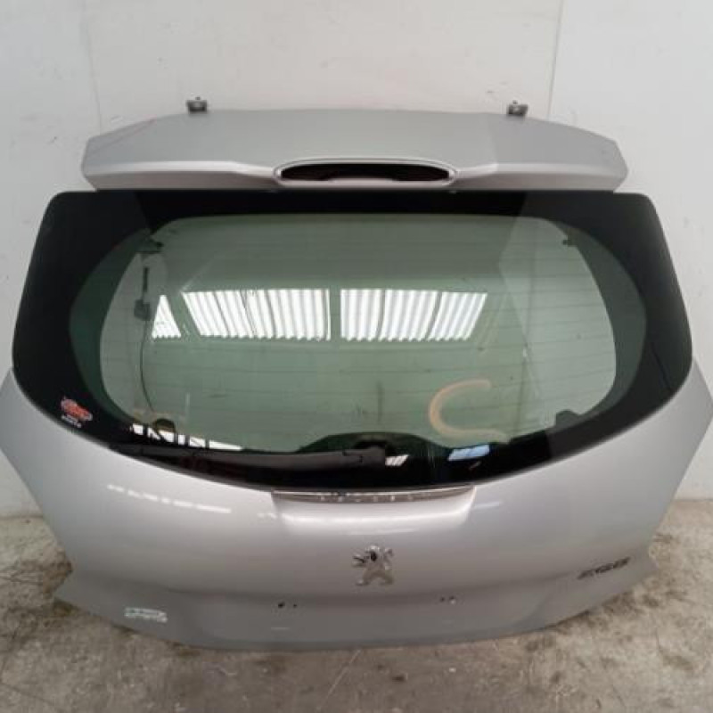 Malle/Hayon arriere PEUGEOT 208 1 Malle/Hayon arriere PEUGEOT 208 1