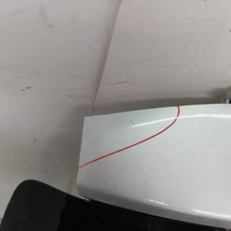 Malle/Hayon arriere PEUGEOT 208 1