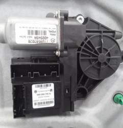 Leve vitre electrique avant droit VOLKSWAGEN TOURAN 1