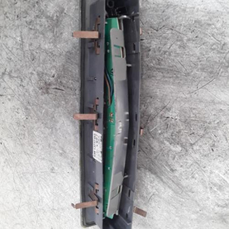 Feu arriere stop central OPEL ZAFIRA B