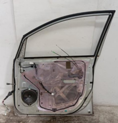 Porte avant droit TOYOTA AVENSIS VERSO Photo n°3
