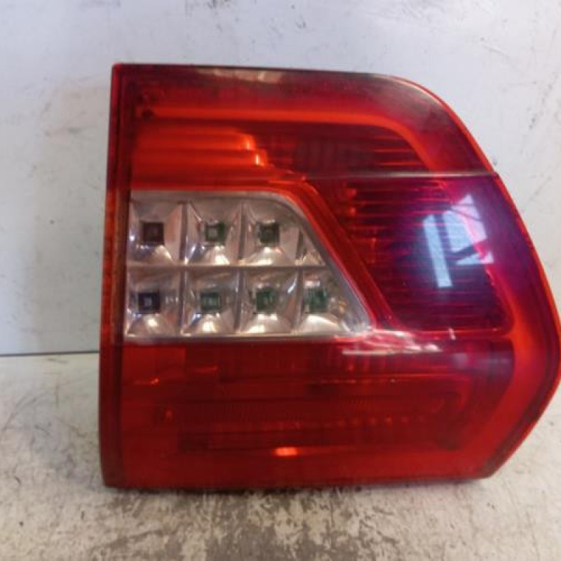 Feu arriere secondaire droit (feux) CITROEN C5 2 Feu arriere secondaire droit (feux) CITROEN C5 2