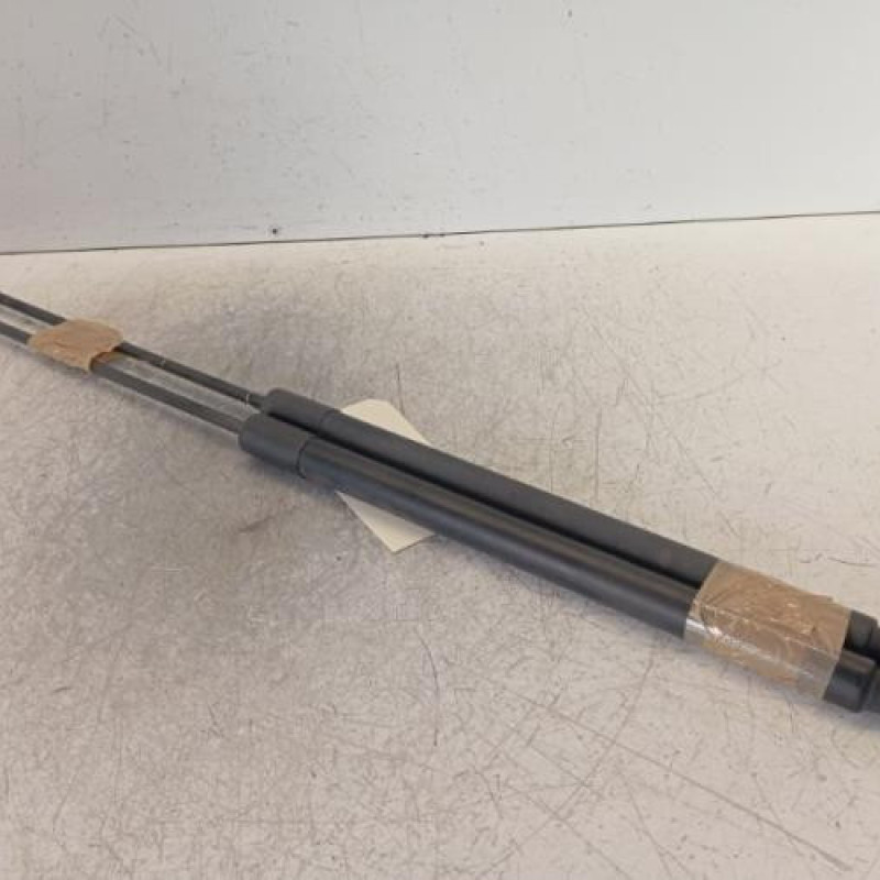 Verin de coffre FORD KUGA 1 Verin de coffre FORD KUGA 1