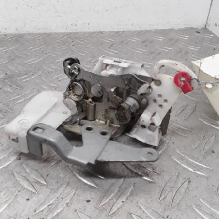 Serrure avant gauche PEUGEOT 107