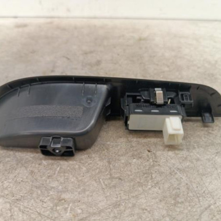 Interrupteur de leve vitre arriere gauche PEUGEOT 208 2