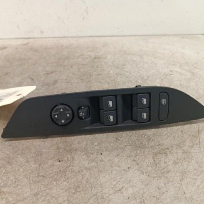Interrupteur de leve vitre avant gauche PEUGEOT 208 2