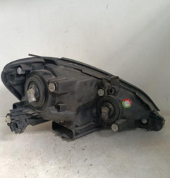 Optique avant principal gauche (feux)(phare) TOYOTA AVENSIS VERSO