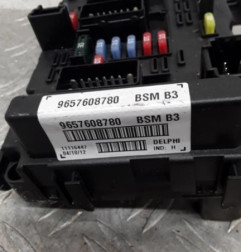 Boitier servitude moteur (BSM) PEUGEOT 206+
