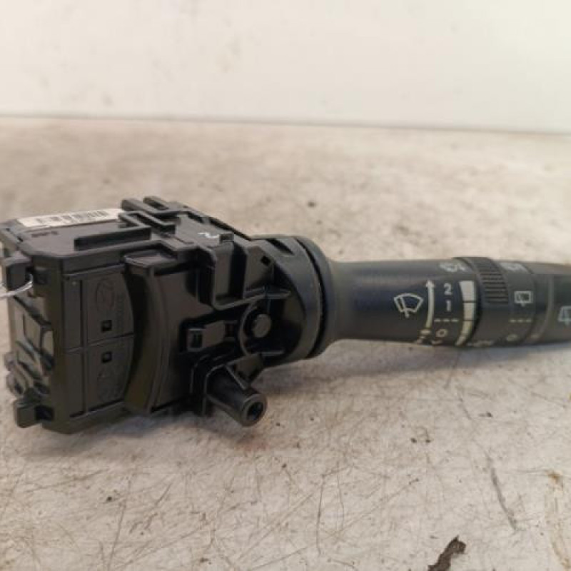 Commodo d'essuie glaces HYUNDAI I 20 1