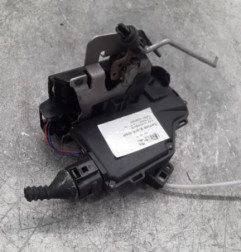 Serrure avant droit AUDI A4 2