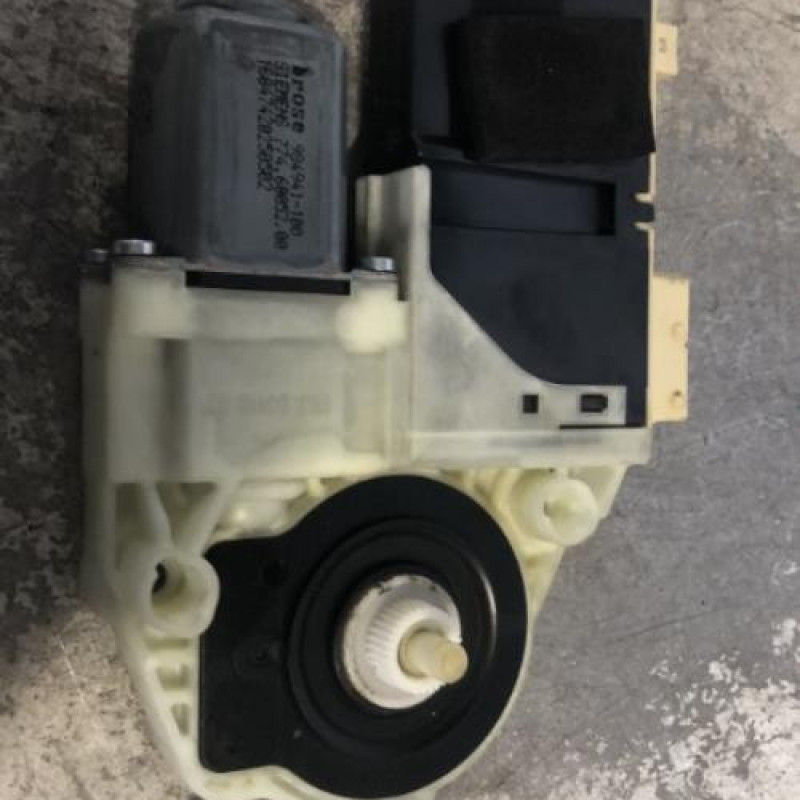 Leve vitre electrique avant gauche CITROEN C4 1
