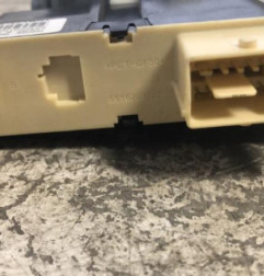 Leve vitre electrique avant gauche CITROEN C4 1 Photo n°3