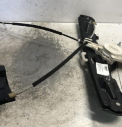 Leve vitre electrique avant gauche BMW X1 E84 Photo n°1