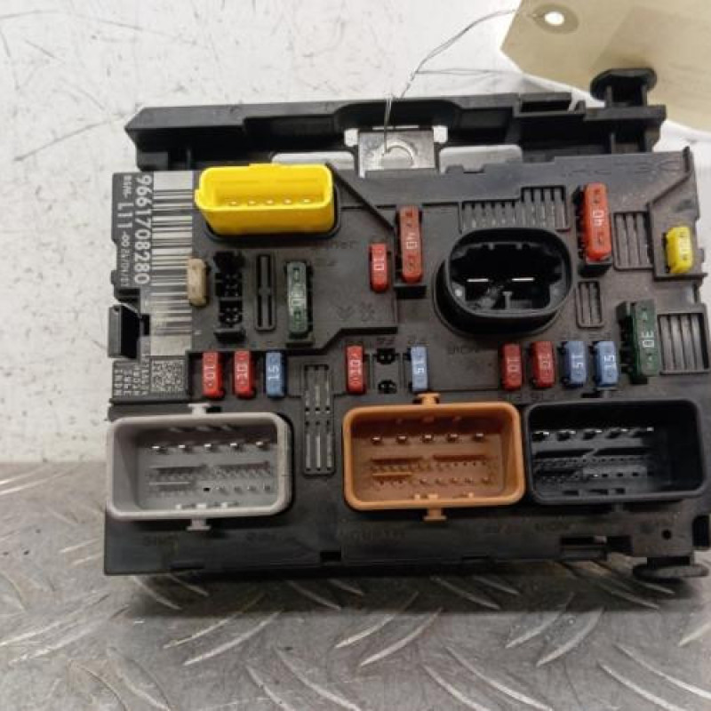 Boitier servitude moteur (BSM) PEUGEOT 307 Boitier servitude moteur (BSM) PEUGEOT 307