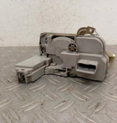 Serrure avant droit PEUGEOT 307