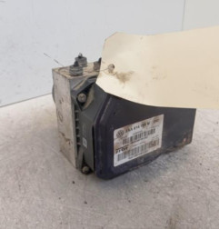 Bloc ABS (freins anti-blocage) VOLKSWAGEN PASSAT 6
