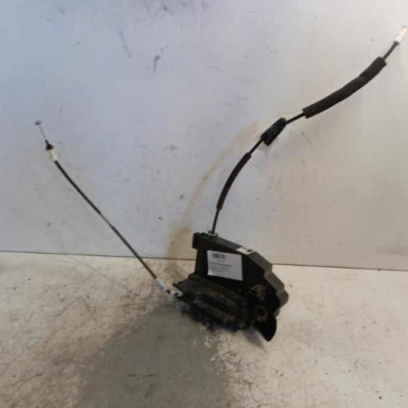 Serrure avant gauche PEUGEOT 308 2