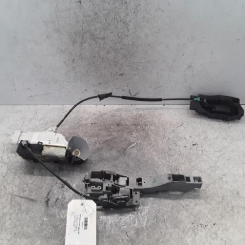 Serrure avant gauche CITROEN C4 1 Serrure avant gauche CITROEN C4 1