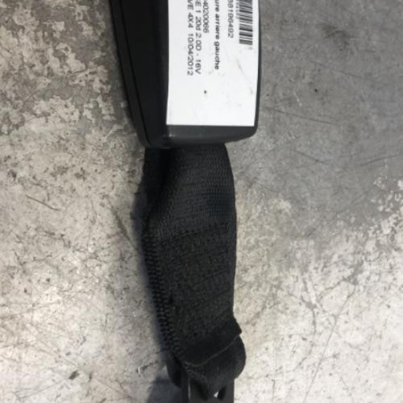 Attache ceinture arriere gauche BMW X1 E84