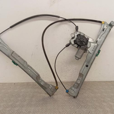 Leve vitre electrique avant gauche RENAULT CLIO 3 Photo n°1