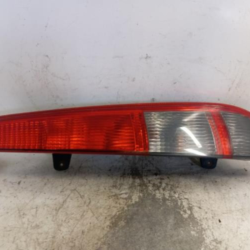 Feu arriere principal droit (feux) FORD FOCUS 2 Feu arriere principal droit (feux) FORD FOCUS 2