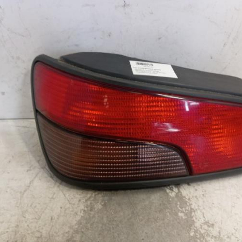 Feu arriere principal gauche (feux) PEUGEOT 306 Feu arriere principal gauche (feux) PEUGEOT 306