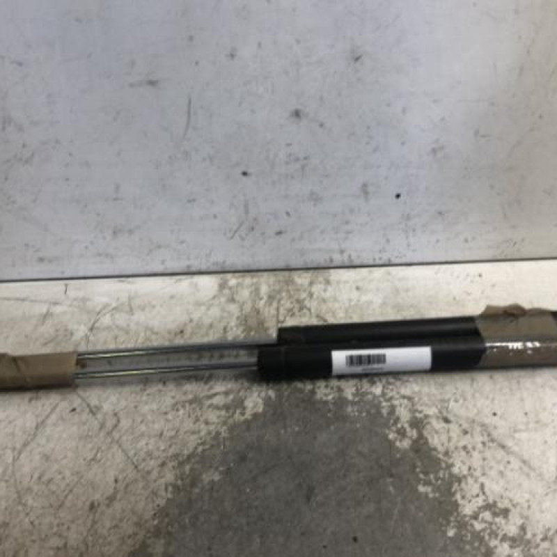 Verin de coffre RENAULT CLIO 3 Verin de coffre RENAULT CLIO 3