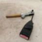 Attache ceinture avant droit RENAULT 179 YP 29
