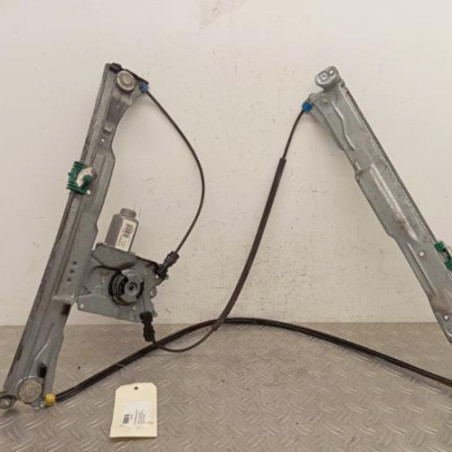 Leve vitre electrique avant droit RENAULT CLIO 3 Photo n°1