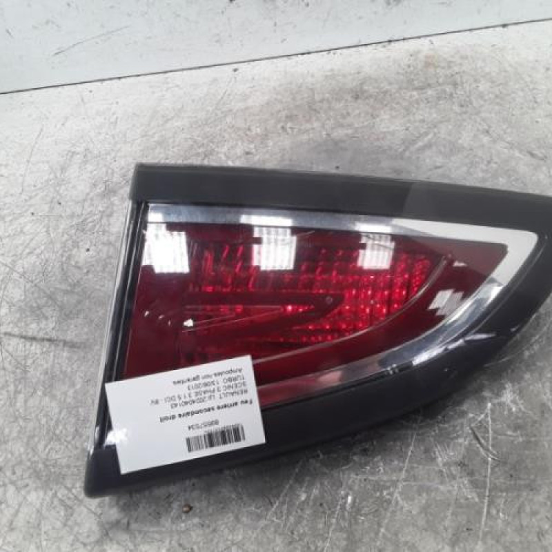 Feu arriere secondaire droit (feux) RENAULT SCENIC 3 Feu arriere secondaire droit (feux) RENAULT SCENIC 3