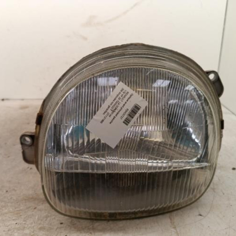 Optique avant principal gauche (feux)(phare) RENAULT 179 YP 29