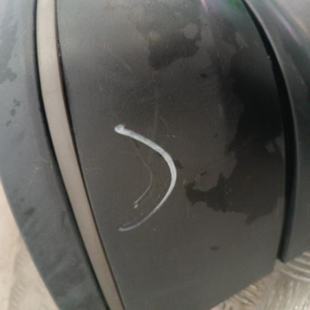 Pare choc arriere RENAULT CLIO 1