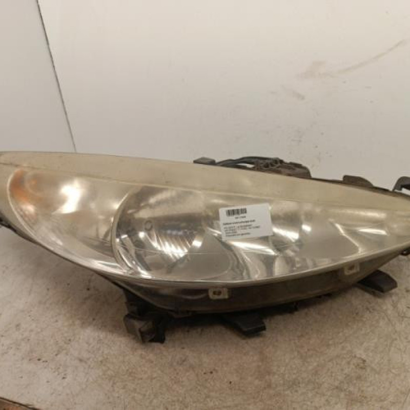 Optique avant principal droit (feux)(phare) PEUGEOT 207