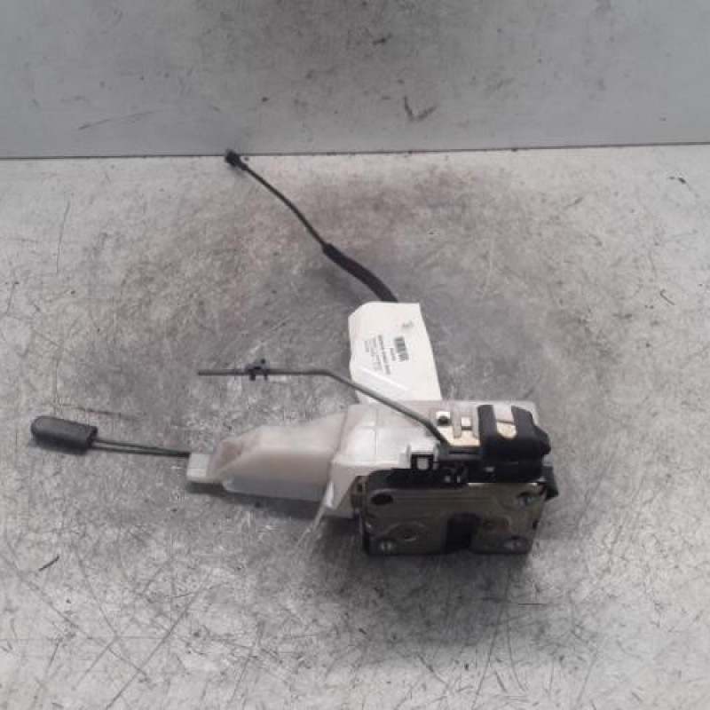 Serrure avant droit RENAULT CLIO 2