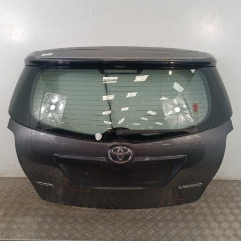 Malle/Hayon arriere TOYOTA VERSO Malle/Hayon arriere TOYOTA VERSO