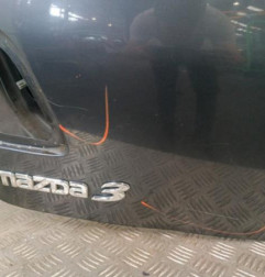 Malle/Hayon arriere MAZDA 3 1