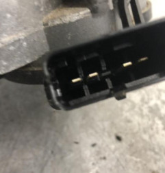 Moteur essuie glace avant RENAULT CLIO 3 Photo n°2